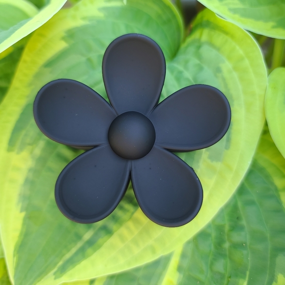 Flower Claw Clips | Set of 4 Hair Clips - Picture 12 of 15